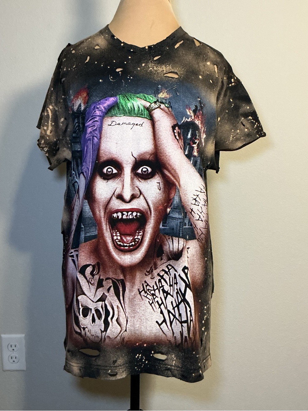 Graphic jocker Character Tee - Black with Multicolor Print upcycled by me - Picture 2 of 8